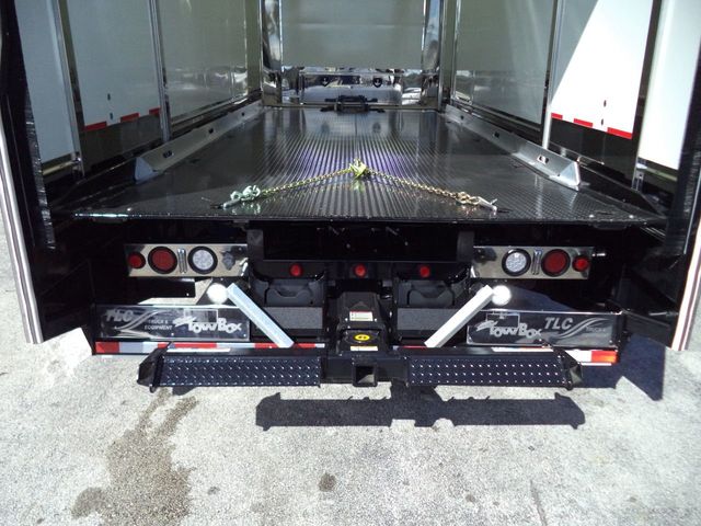 2025 Mack MD6 w/ Jerr-Dan 22ft Enclosed Shark TowBox Carrier Rollback - 22197267 - 49