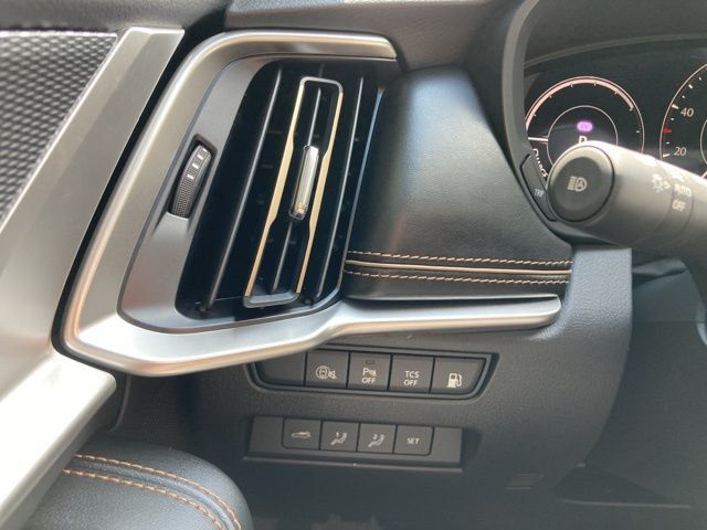 2025 Mazda CX-70 PHEV Premium Plus Package AWD - 22813465 - 26