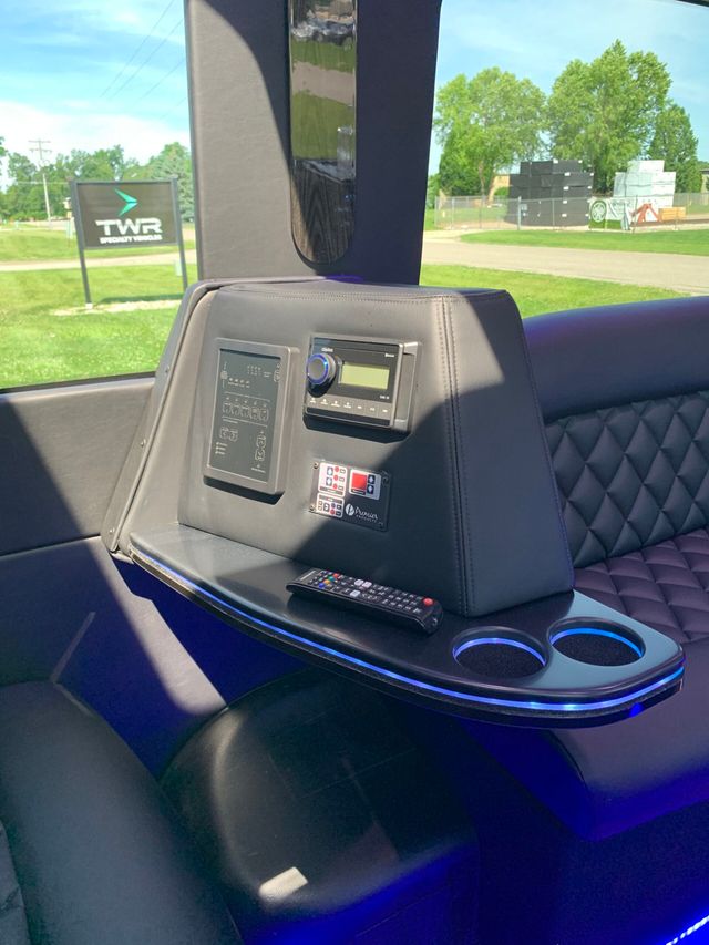 2025 Mercedes-Benz Sprinter TWR 14 Passenger LIMO 3500XD High Roof 170 Extended - 22695089 - 9