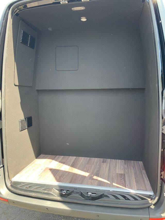 2025 Mercedes-Benz Sprinter TWR 14 Passenger LIMO 3500XD High Roof 170 Extended - 22695089 - 4