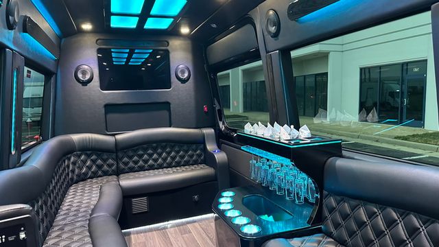 2025 Mercedes-Benz Sprinter TWR 14 Passenger LIMO 3500XD High Roof 170 Extended - 22699662 - 15