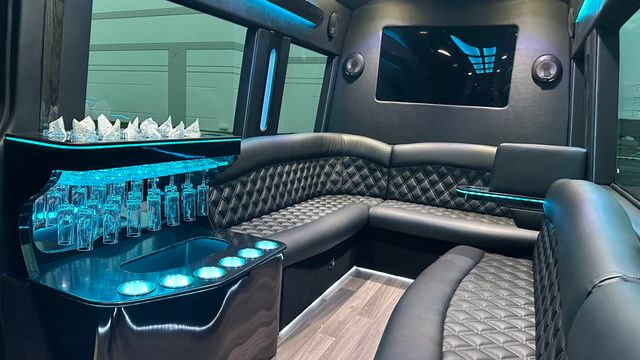 2025 Mercedes-Benz Sprinter TWR 14 Passenger LIMO 3500XD High Roof 170 Extended - 22699662 - 18