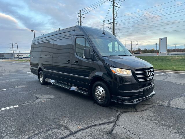 2025 Mercedes-Benz Sprinter TWR 14 Passenger LIMO 3500XD High Roof 170 Extended - 22699662 - 2