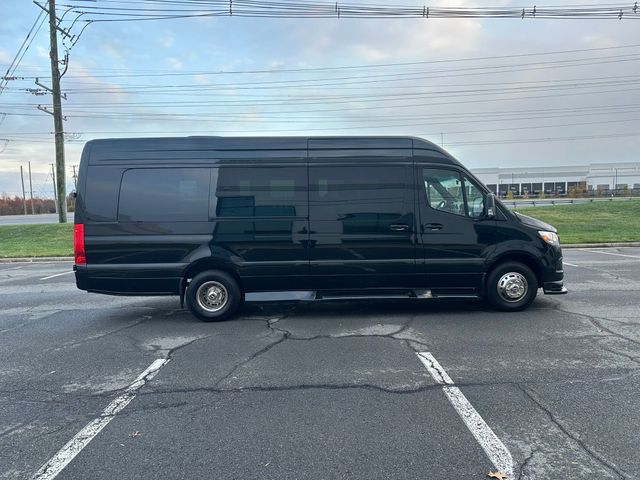 2025 Mercedes-Benz Sprinter TWR 14 Passenger LIMO 3500XD High Roof 170 Extended - 22699662 - 3