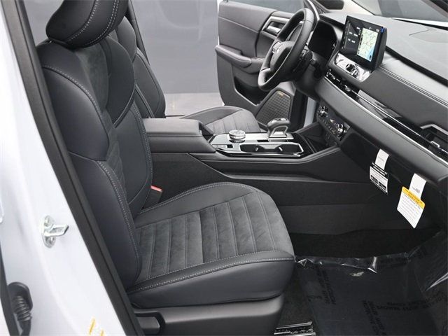 2025 Mitsubishi Outlander SE FWD - 22884685 - 16