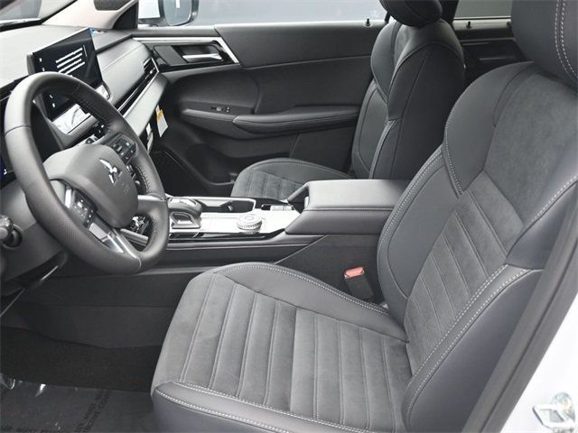 2025 Mitsubishi Outlander SE FWD - 22884685 - 5