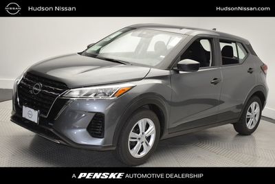 2025 Nissan Kicks Play