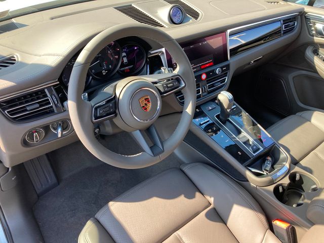 2025 Porsche Macan AWD - 22802528 - 3