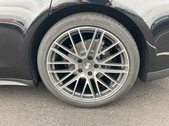 2025 Porsche Panamera 4 AWD - 22616394 - 9
