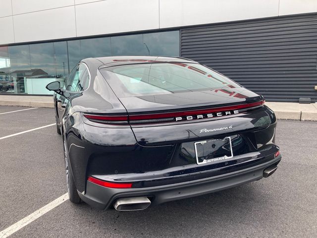2025 Porsche Panamera 4 AWD - 22616394 - 10