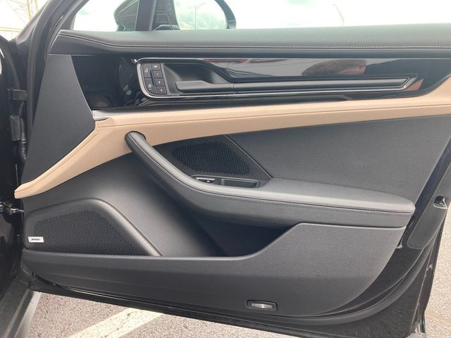 2025 Porsche Panamera 4 AWD - 22616394 - 28