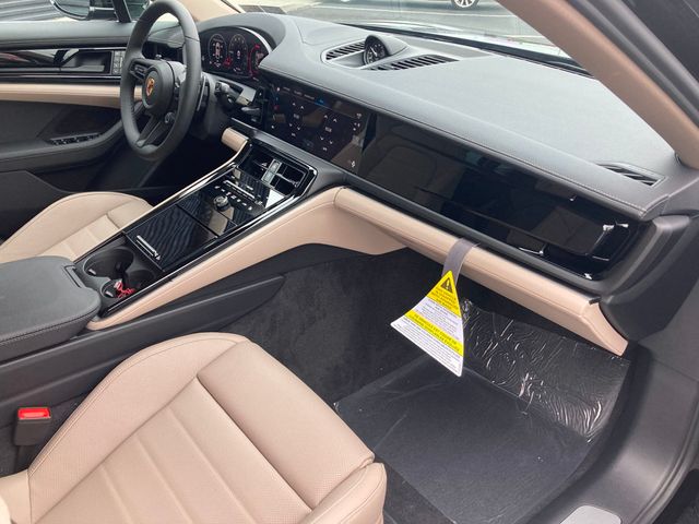 2025 Porsche Panamera 4 AWD - 22616394 - 29