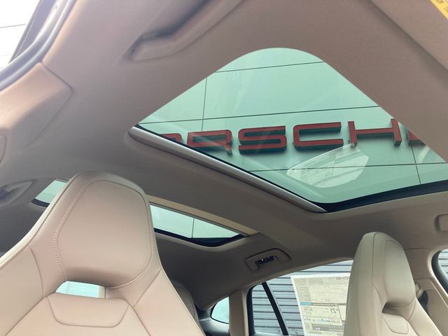 2025 Porsche Panamera 4 AWD - 22616394 - 30