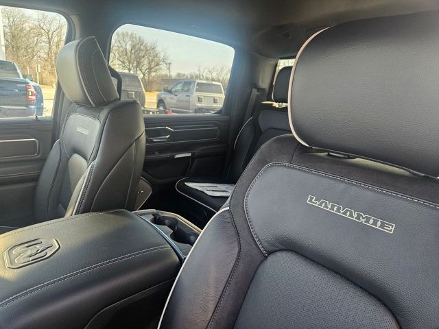2025 Ram 1500 Laramie 4x4 Crew Cab 5'7" Box - 22809906 - 11