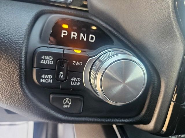 2025 Ram 1500 Laramie 4x4 Crew Cab 5'7" Box - 22809906 - 15