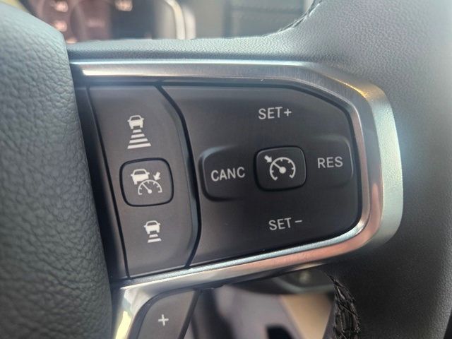 2025 Ram 1500 Laramie 4x4 Crew Cab 5'7" Box - 22809906 - 17