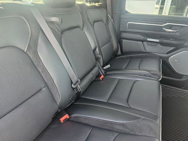 2025 Ram 1500 Laramie 4x4 Crew Cab 5'7" Box - 22809906 - 25