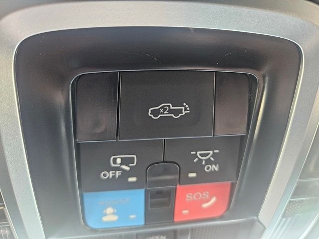 2025 Ram 1500 Laramie 4x4 Crew Cab 5'7" Box - 22809906 - 37