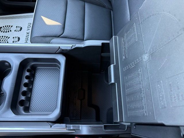 2025 Ram 1500 Laramie 4x4 Crew Cab 6'4" Box - 22777645 - 17