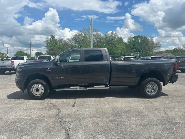 2025 Ram 3500 Laramie - 22832790 - 4