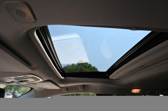 2025 Toyota Sienna LE FWD 8-Passenger - 22911143 - 30