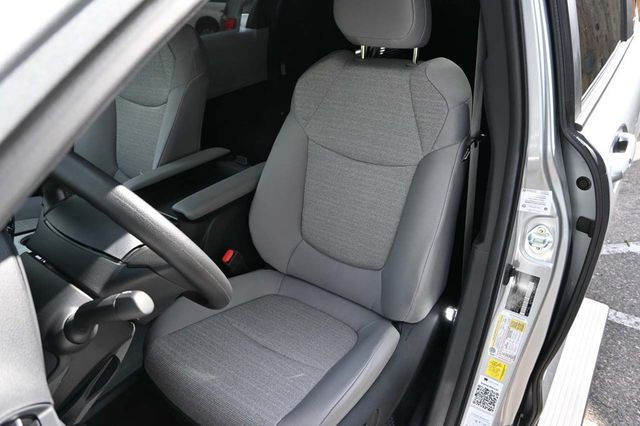 2025 Toyota Sienna LE FWD 8-Passenger - 22921911 - 13