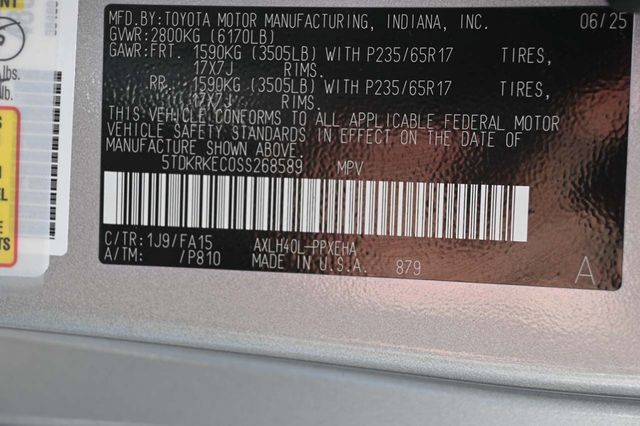 2025 Toyota Sienna LE FWD 8-Passenger - 22921911 - 28