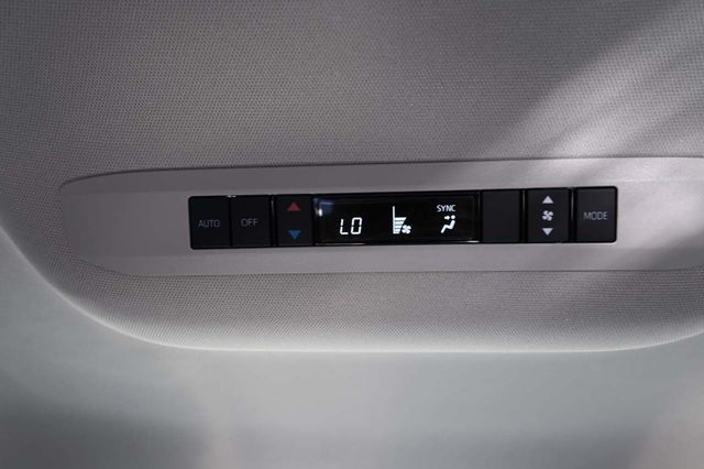 2025 Toyota Sienna LE FWD 8-Passenger - 22926996 - 23