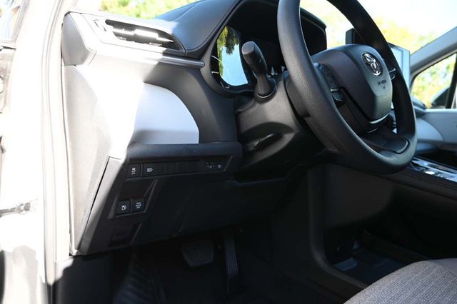 2025 Toyota Sienna LE FWD 8-Passenger - 22926996 - 26