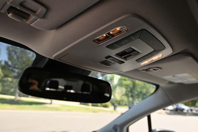 2025 Toyota Sienna XLE AWD 7-Passenger - 22911142 - 30