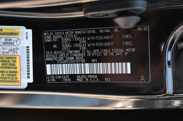 2025 Toyota Sienna XLE AWD 7-Passenger - 22911142 - 32