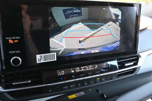 2025 Toyota Sienna XLE AWD 7-Passenger - 22911142 - 36