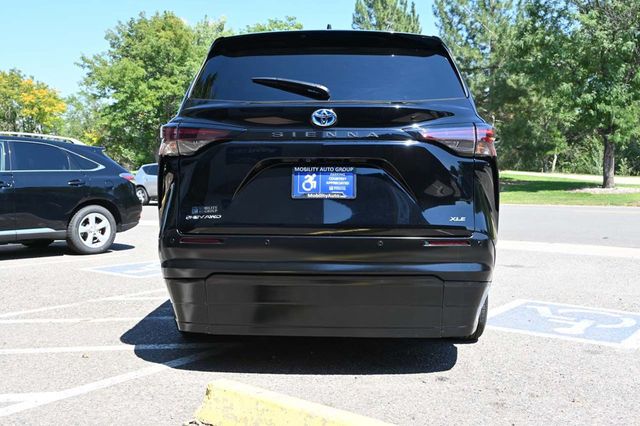 2025 Toyota Sienna XLE AWD 7-Passenger - 22911142 - 6