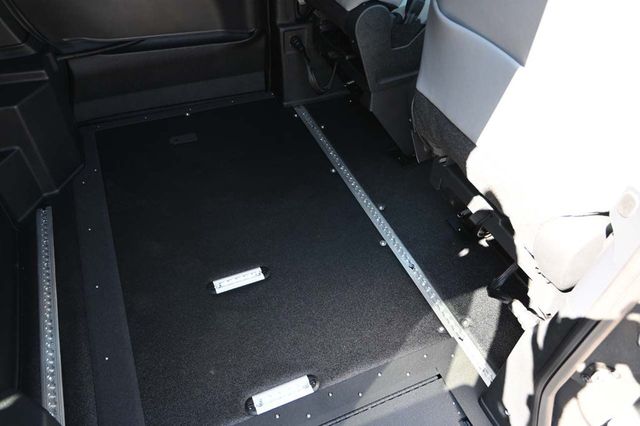 2025 Toyota Sienna XLE AWD 7-Passenger - 22921195 - 18