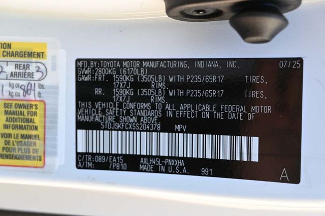 2025 Toyota Sienna XLE AWD 7-Passenger - 22926367 - 32