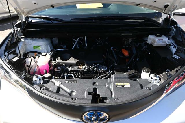 2025 Toyota Sienna XLE AWD 7-Passenger - 22926367 - 34