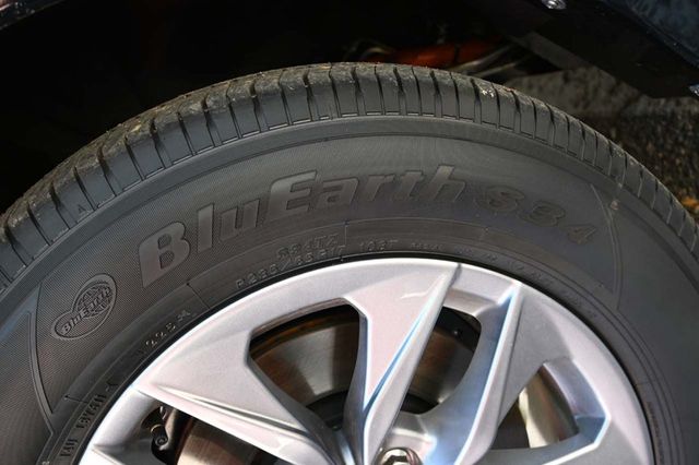 2025 Toyota Sienna XLE AWD 7-Passenger - 22926368 - 11