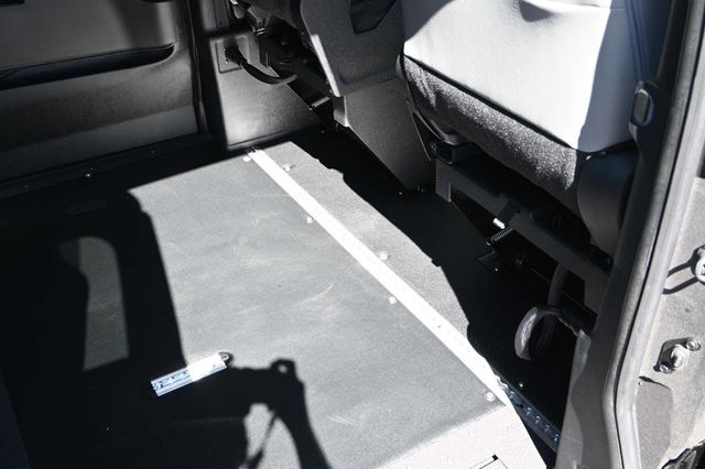 2025 Toyota Sienna XLE AWD 7-Passenger - 22926368 - 18