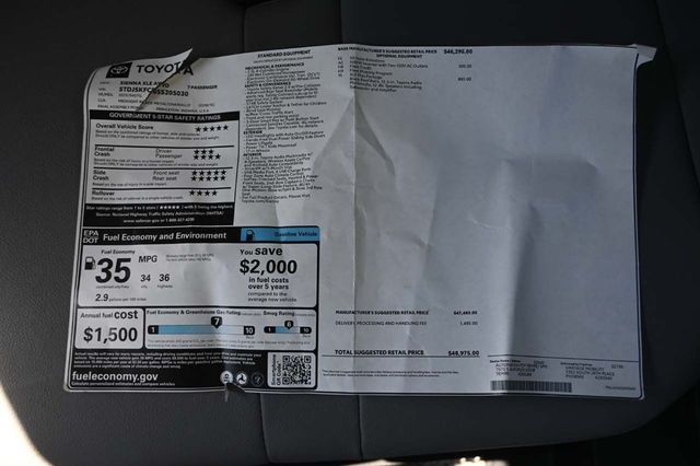 2025 Toyota Sienna XLE AWD 7-Passenger - 22926368 - 34