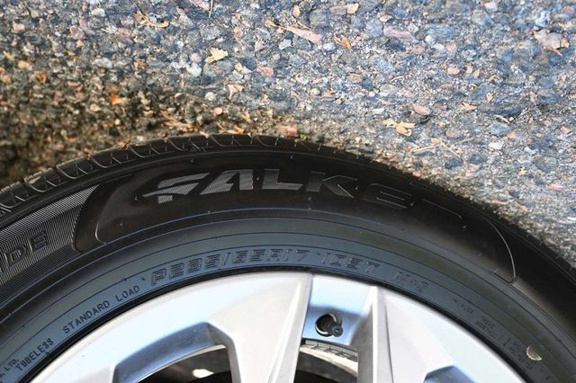 2025 Toyota Sienna XLE AWD 7-Passenger - 22926994 - 11