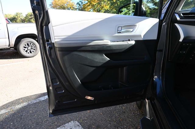 2025 Toyota Sienna XLE AWD 7-Passenger - 22926994 - 28