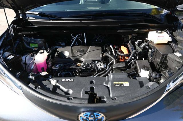 2025 Toyota Sienna XLE AWD 7-Passenger - 22926994 - 34