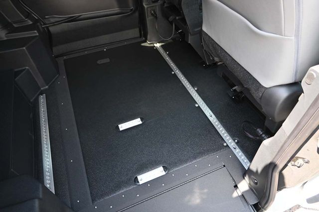 2025 Toyota Sienna XLE Mobility Handicap Van - 22898109 - 17