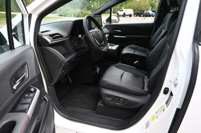 2025 Toyota Sienna XSE AWD 7-Passenger - 22921196 - 12