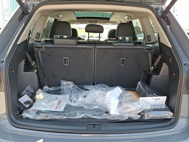 2025 Volkswagen Atlas 2.0T SEL Premium R-Line 4MOTION - 22859638 - 22