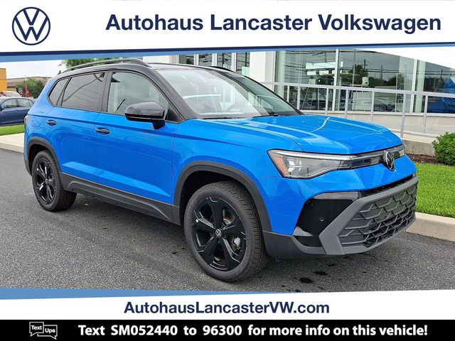 2025 Volkswagen Taos SE Black 4MOTION - 22877742 - 0