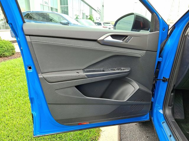 2025 Volkswagen Taos SE Black 4MOTION - 22877742 - 11