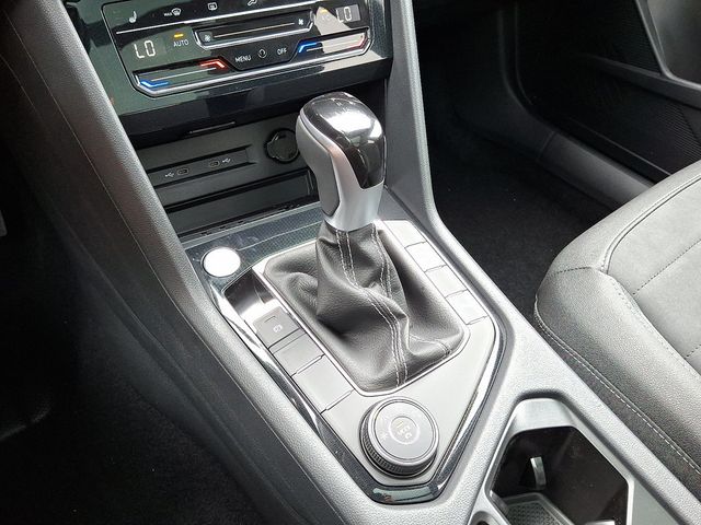 2025 Volkswagen Taos SE Black 4MOTION - 22877742 - 14