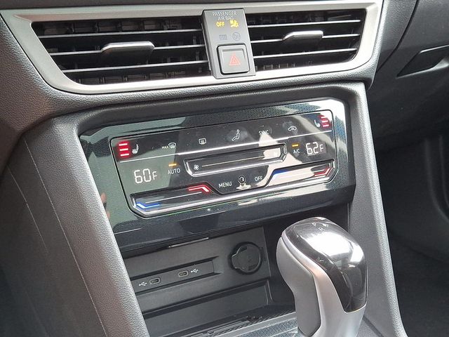 2025 Volkswagen Taos SE Black 4MOTION - 22877742 - 15