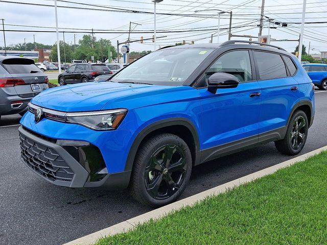 2025 Volkswagen Taos SE Black 4MOTION - 22877742 - 2